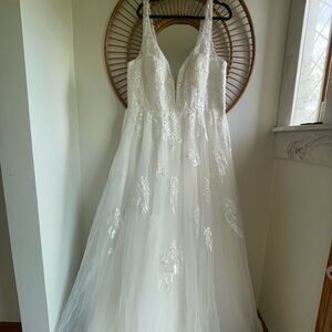 Tania Olsen Couture Wedding Dress